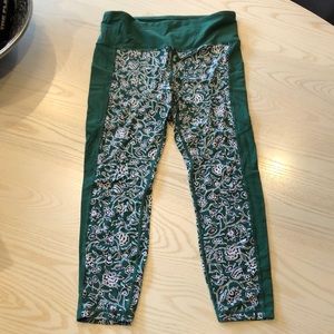 Athleta blue and green paisley leggings